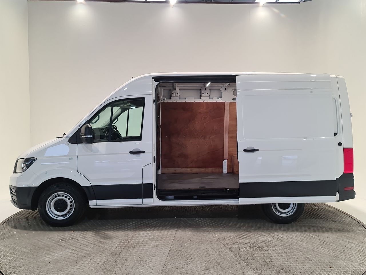 Used Volkswagen Crafter 2023 for sale - 76577143: Photo 10