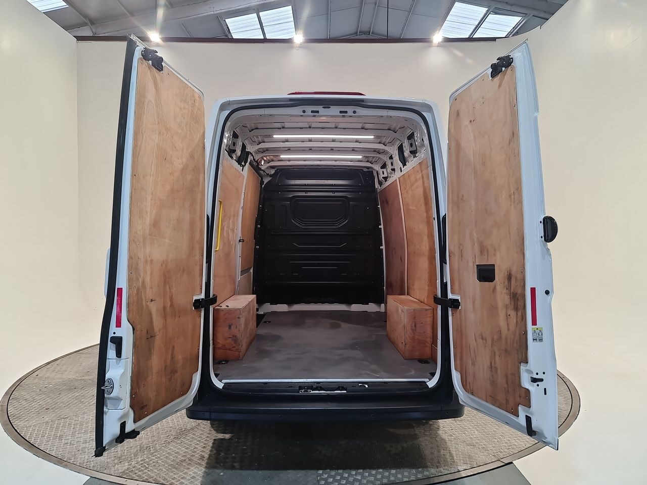 Used Volkswagen Crafter 2023 for sale - 76577143: Photo 14