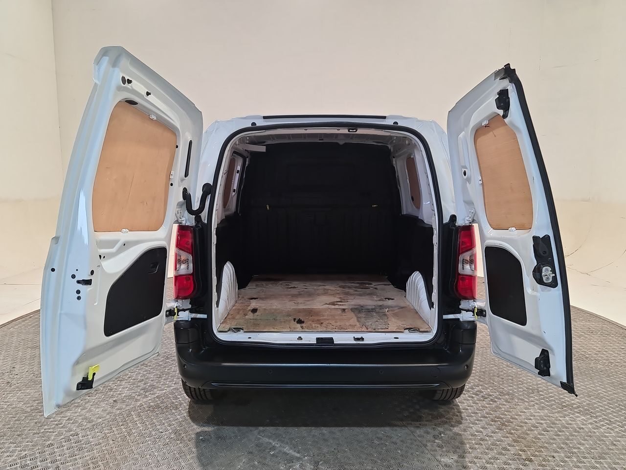 Used Peugeot Partner 2021 for sale - 76544837: Photo 13