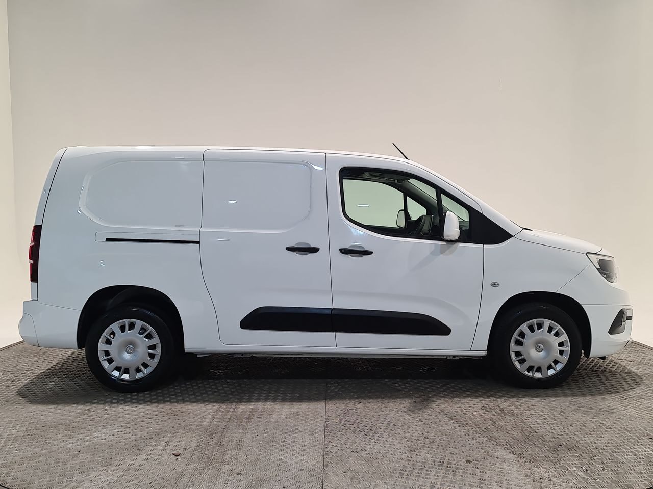 Used Vauxhall Combo 2021 for sale - 76577146: Photo 16