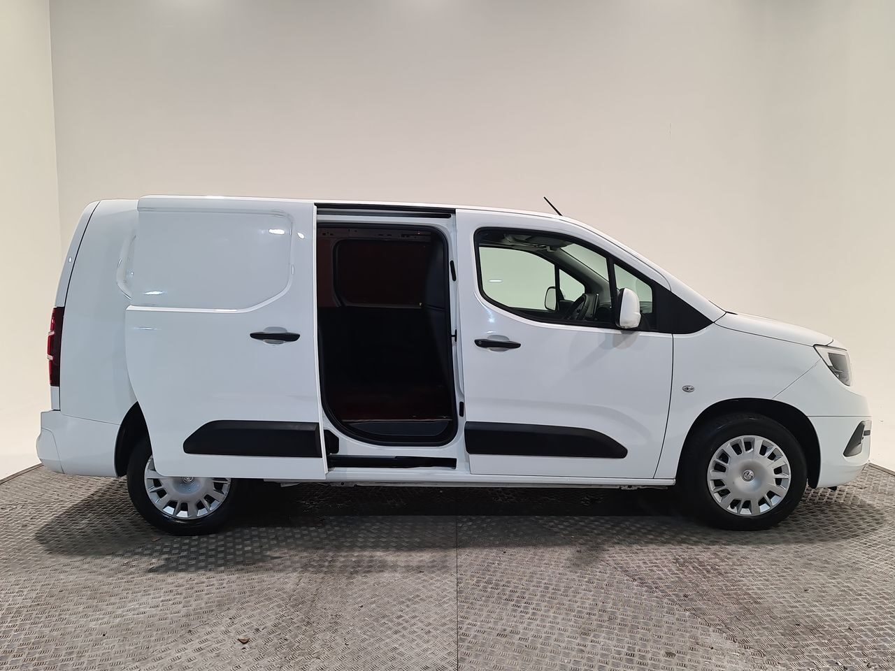 Used Vauxhall Combo 2021 for sale - 76577146: Photo 18