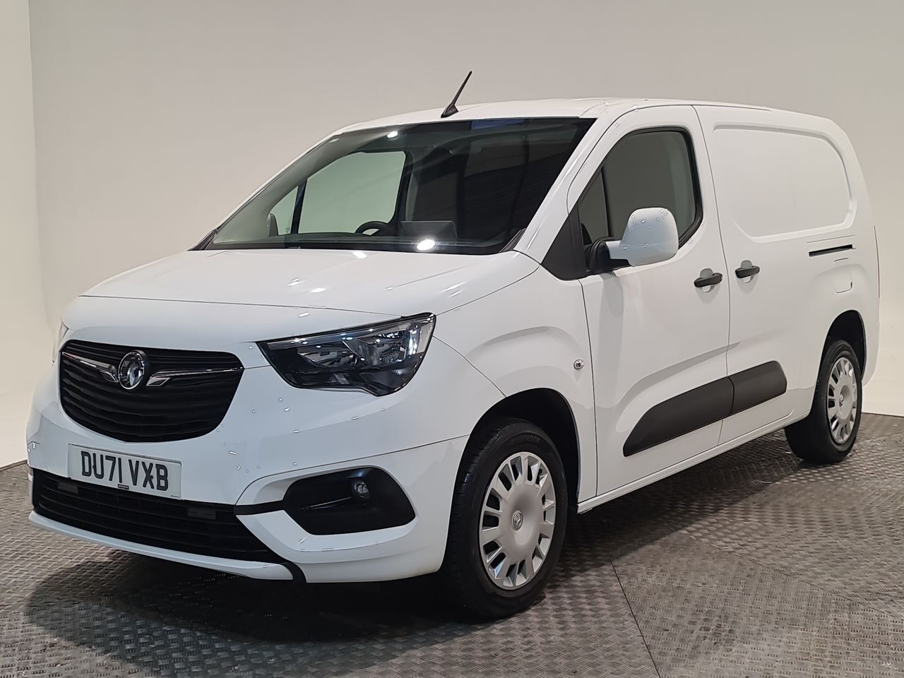 Used Vauxhall Combo 2021 for sale - 76577146: Photo 4