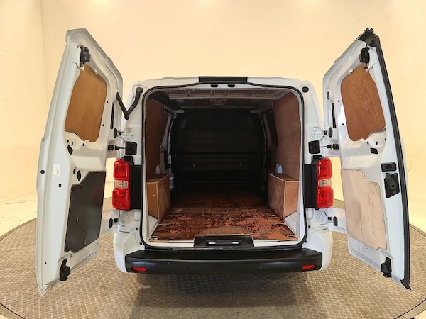 Used Vauxhall Vivaro 2022 for sale - 74675362: Photo 10
