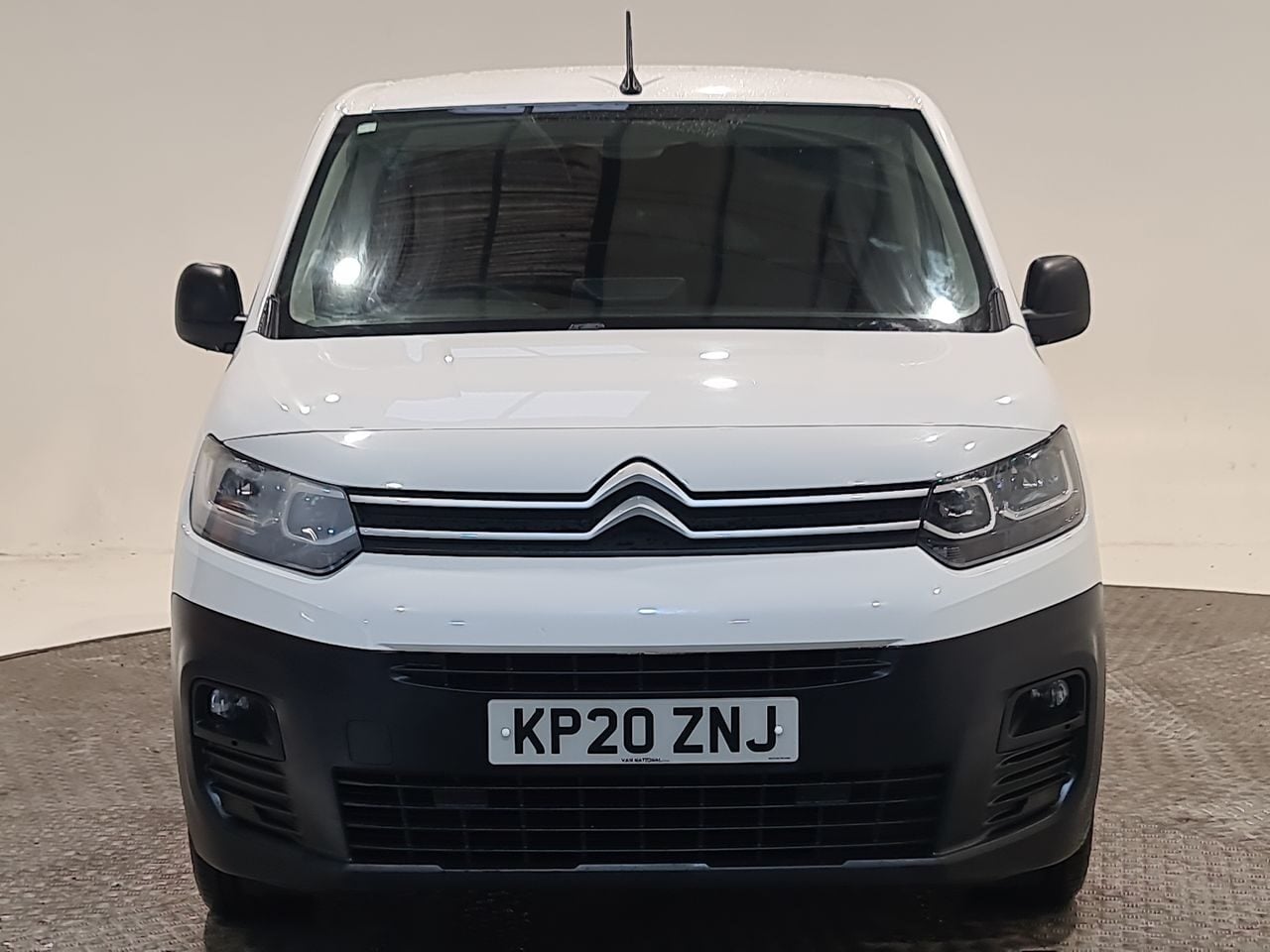 Used Citroen Berlingo 2020 for sale - 77666041: Photo 3