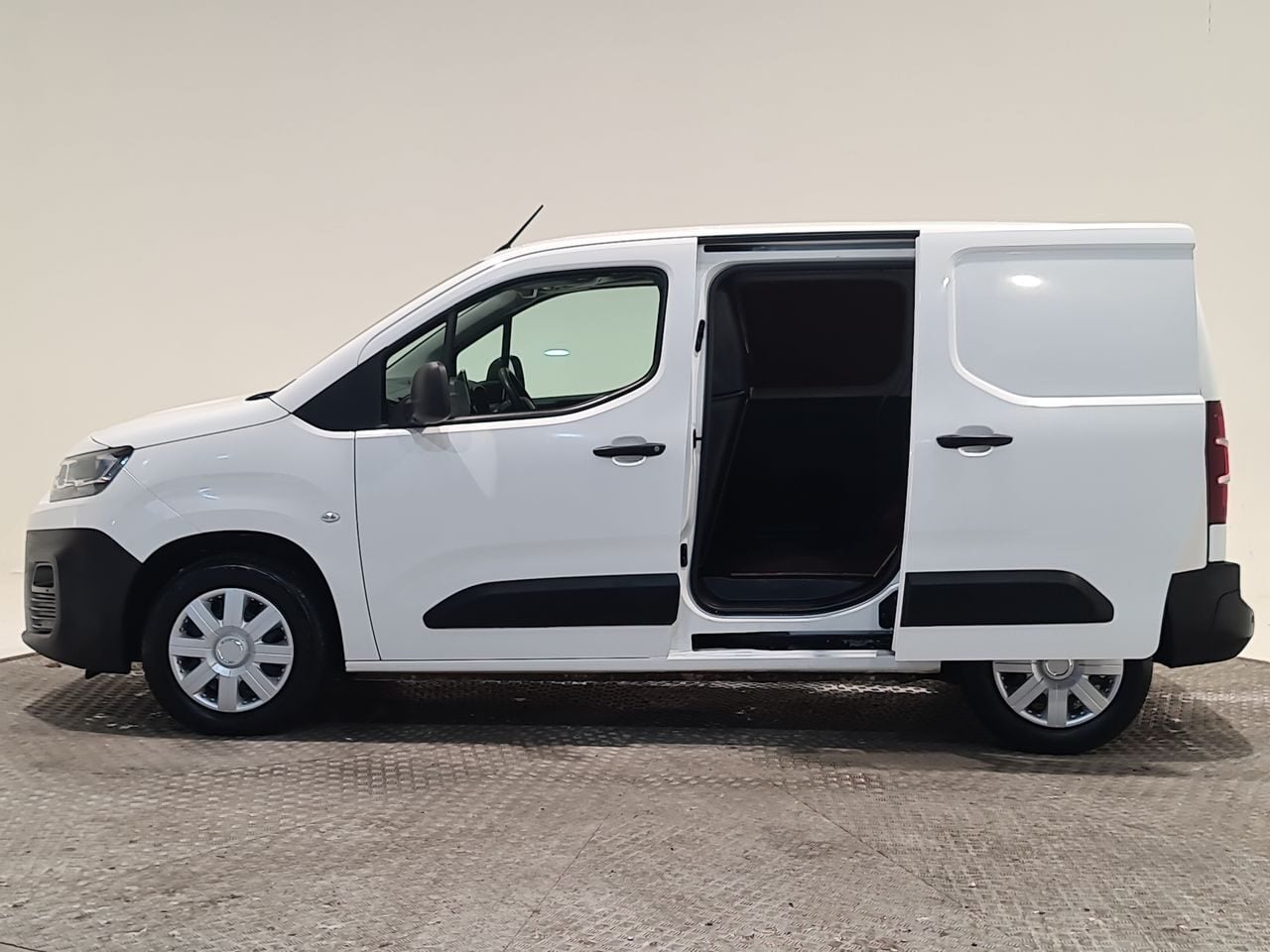 Used Citroen Berlingo 2020 for sale - 77666041: Photo 9