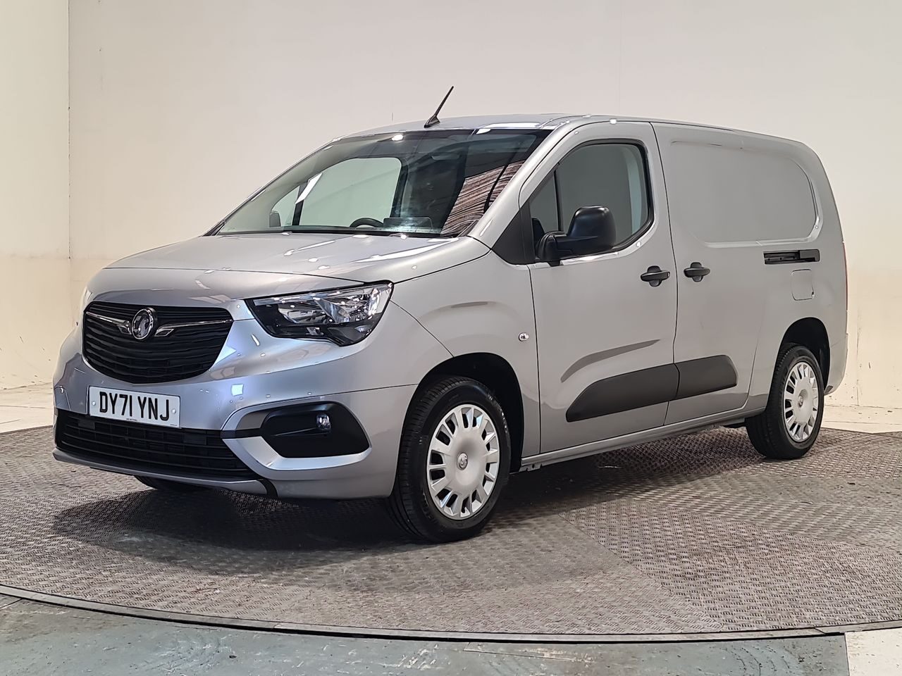 Used Vauxhall Combo 2022 for sale - 76544833: Photo 4