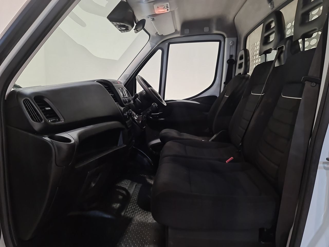 Used Iveco Daily 2023 for sale - 77952138: Photo 7