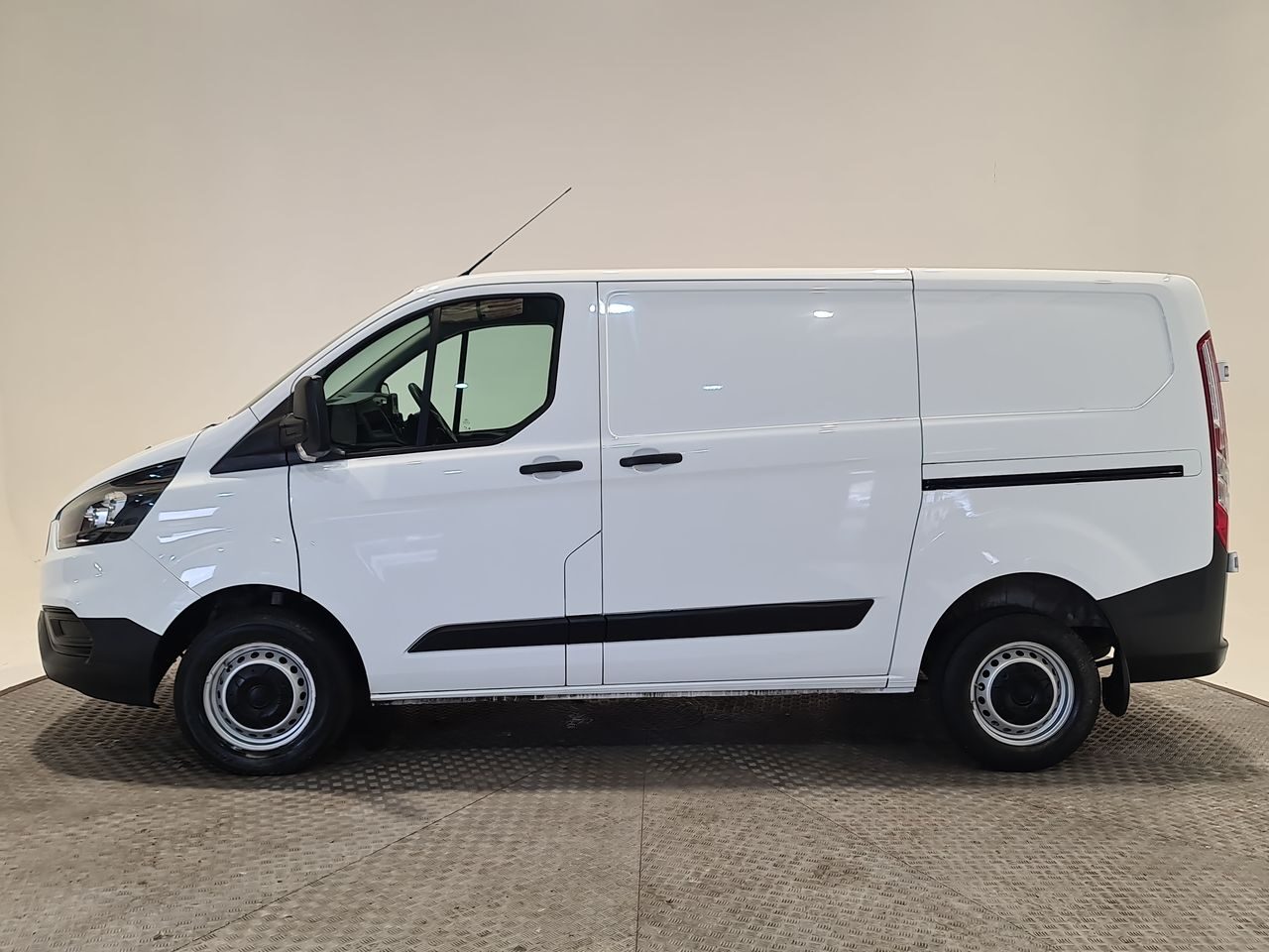 Used Ford Transit Custom 2022 for sale - 76577124: Photo 5