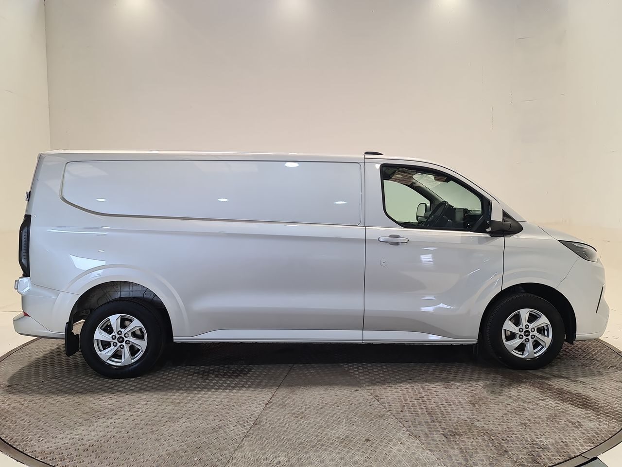 Used Ford Transit Custom 2024 for sale - 76544829: Photo 18