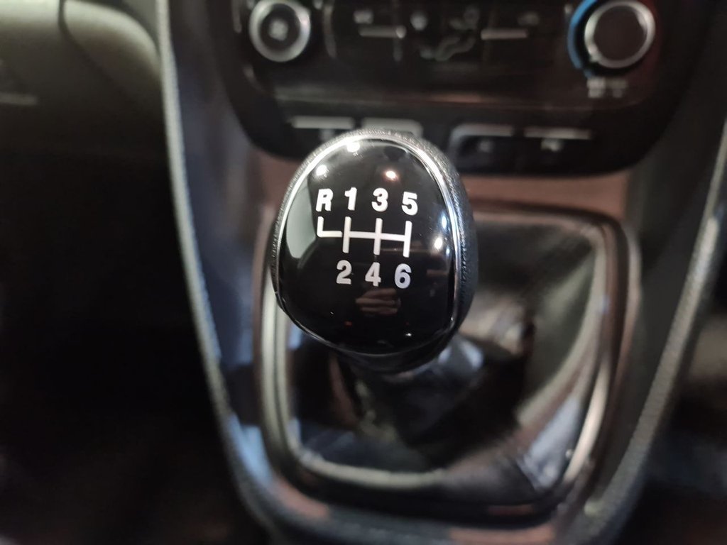 Used Ford Transit Connect 2022 for sale - 76496230: Photo 31