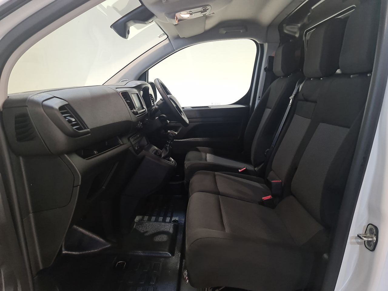 Used Peugeot Expert 2023 for sale - 76544826: Photo 7