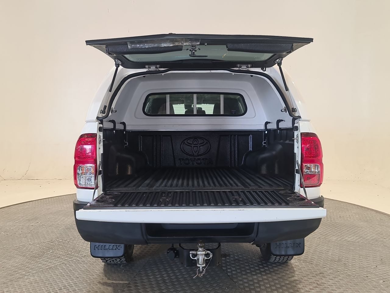 Used Toyota Hilux 2024 for sale - 78015948: Photo 13