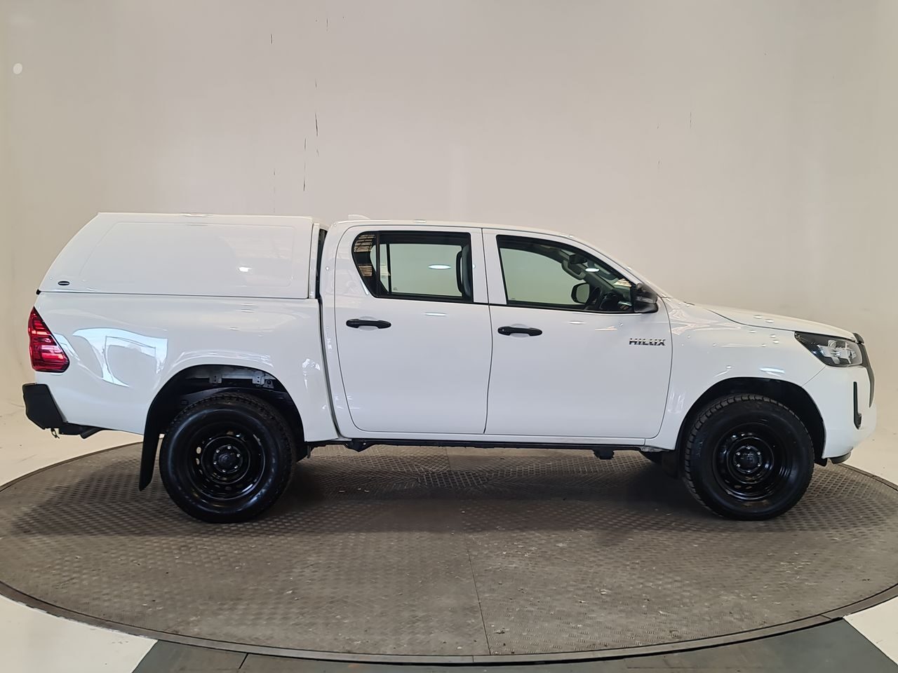 Used Toyota Hilux 2024 for sale - 78015948: Photo 15