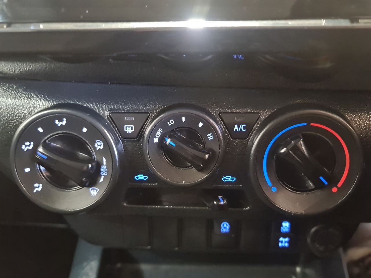 Used Toyota Hilux 2024 for sale - 78015948: Photo 23