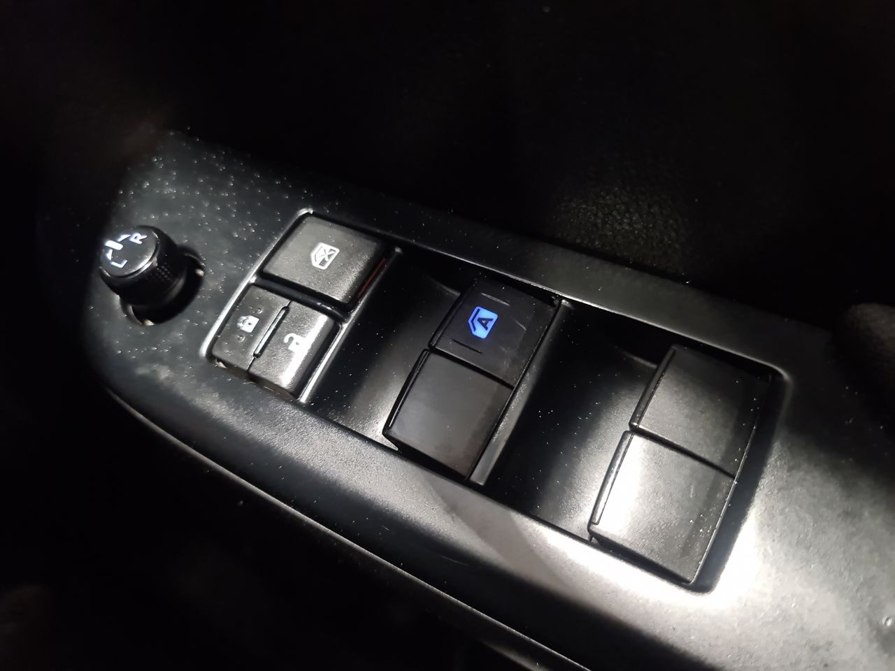 Used Toyota Hilux 2024 for sale - 78015948: Photo 26