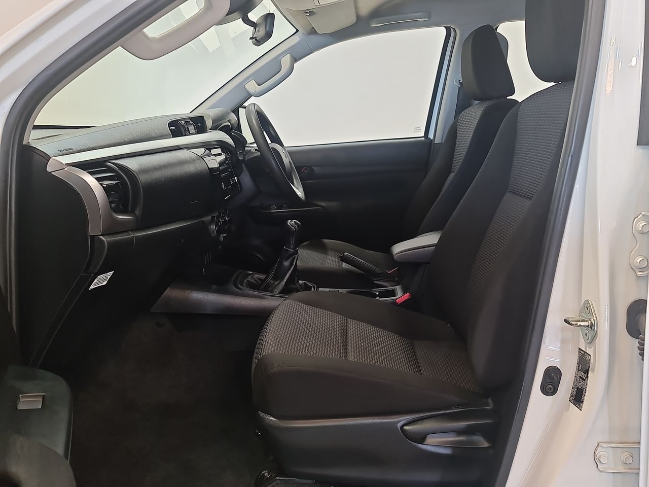 Used Toyota Hilux 2024 for sale - 78015948: Photo 7