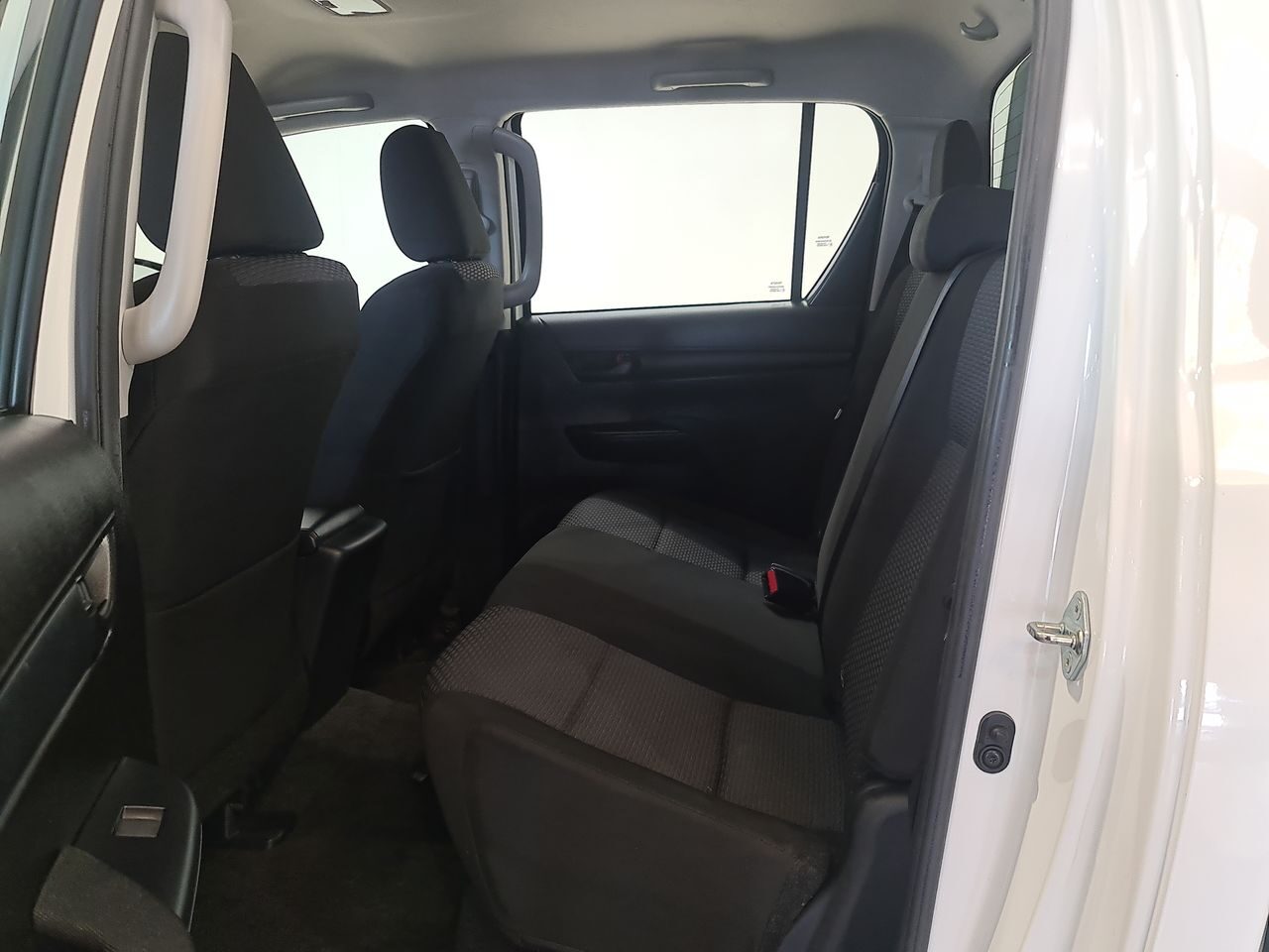 Used Toyota Hilux 2024 for sale - 78015948: Photo 8