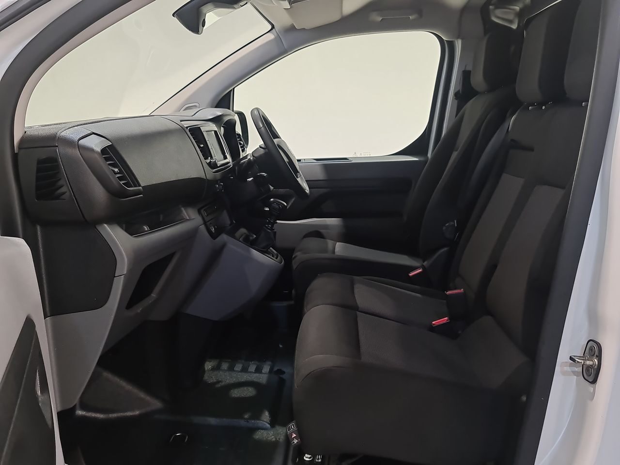 Used Vauxhall Vivaro 2022 for sale - 77555948: Photo 7