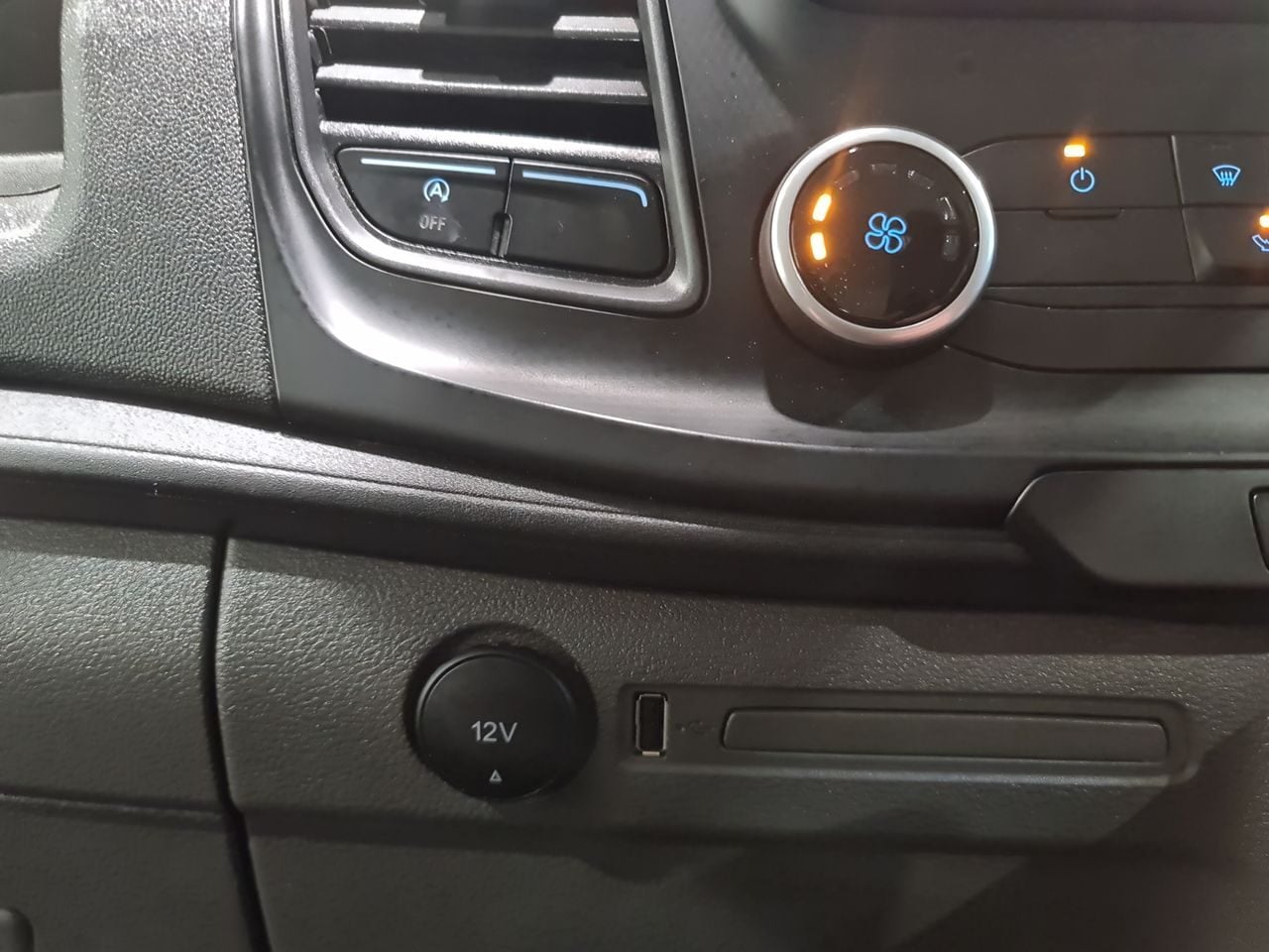 Used Ford Transit 2022 for sale - 76794748: Photo 32