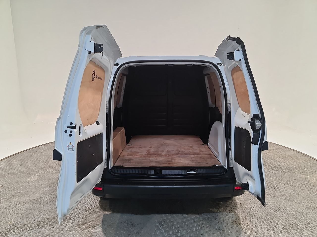 Used Renault Kangoo 2024 for sale - 76710631: Photo 13