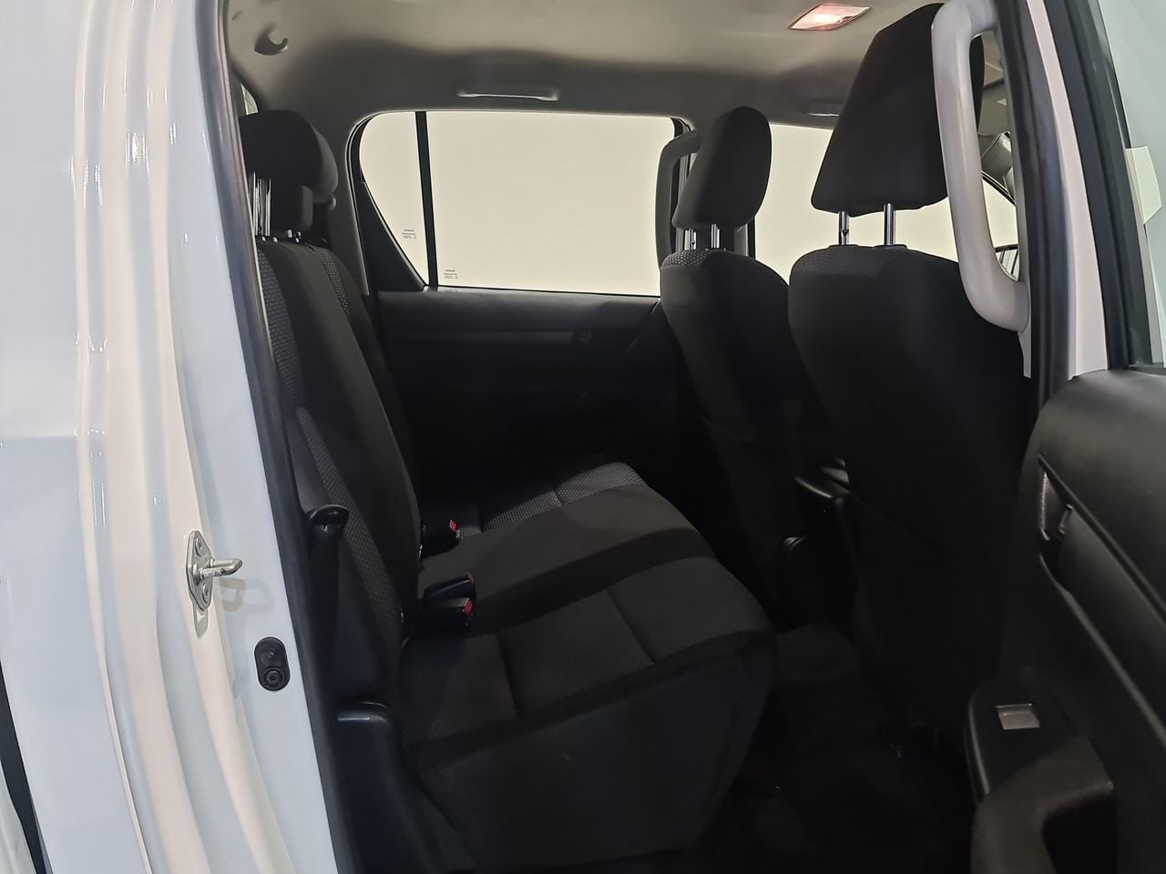 Used Toyota Hilux 2022 for sale - 77355143: Photo 18