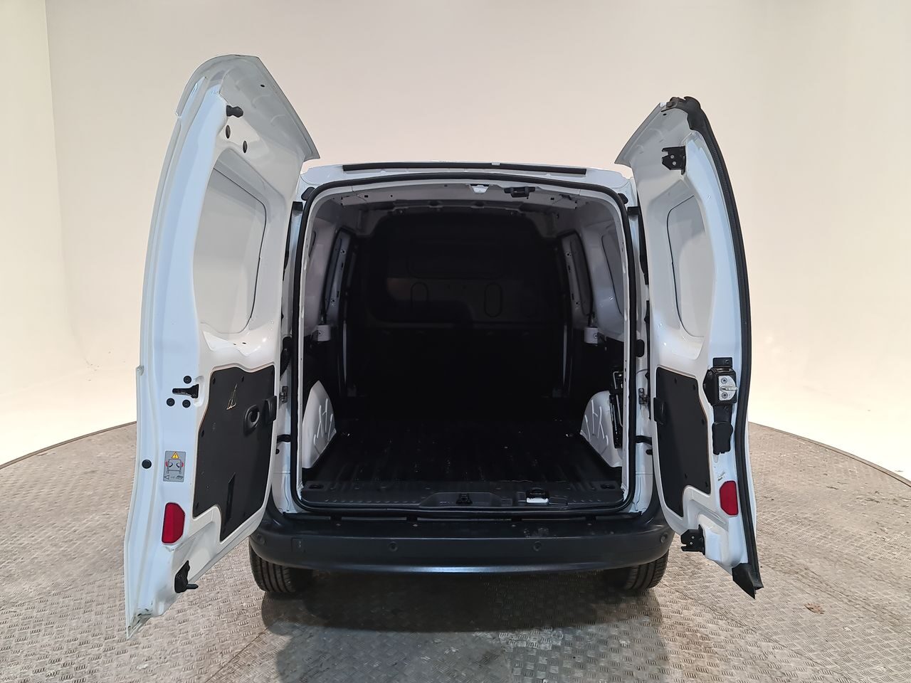 Used Nissan NV250 2020 for sale - 76611244: Photo 13