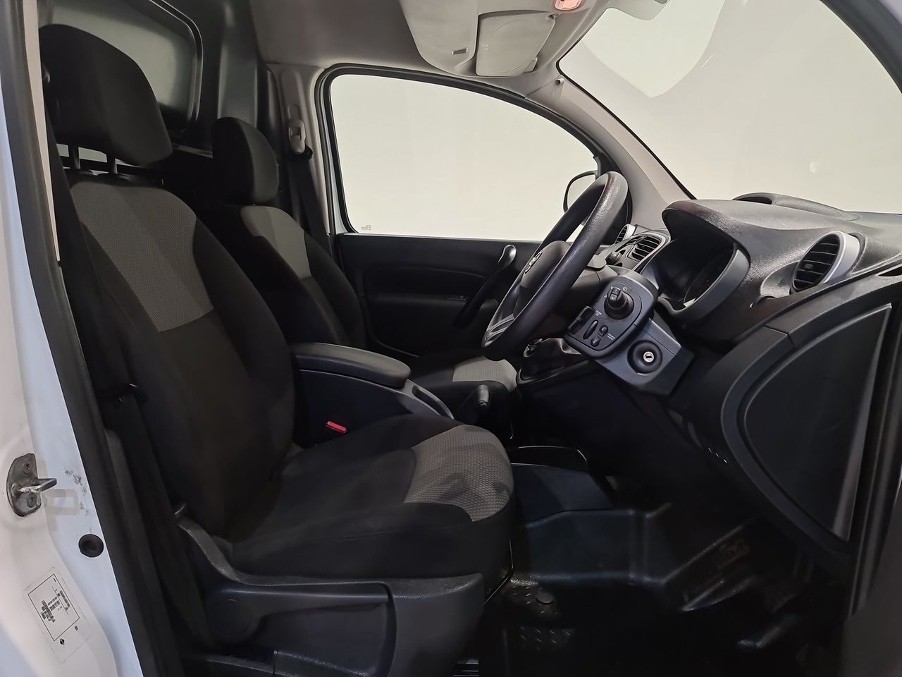 Used Nissan NV250 2020 for sale - 76611244: Photo 19