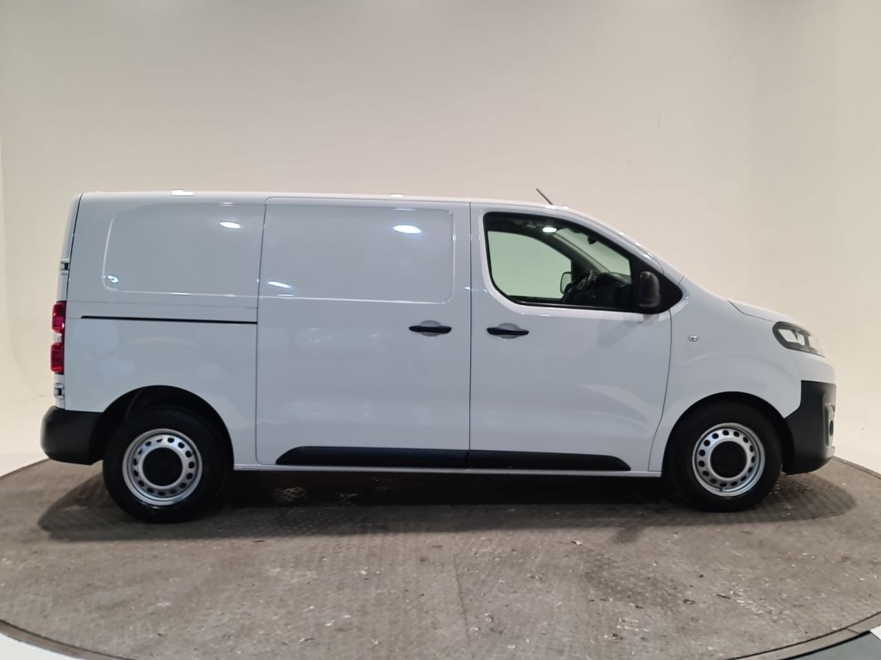Used Citroen Dispatch 2023 for sale - 77477120: Photo 16