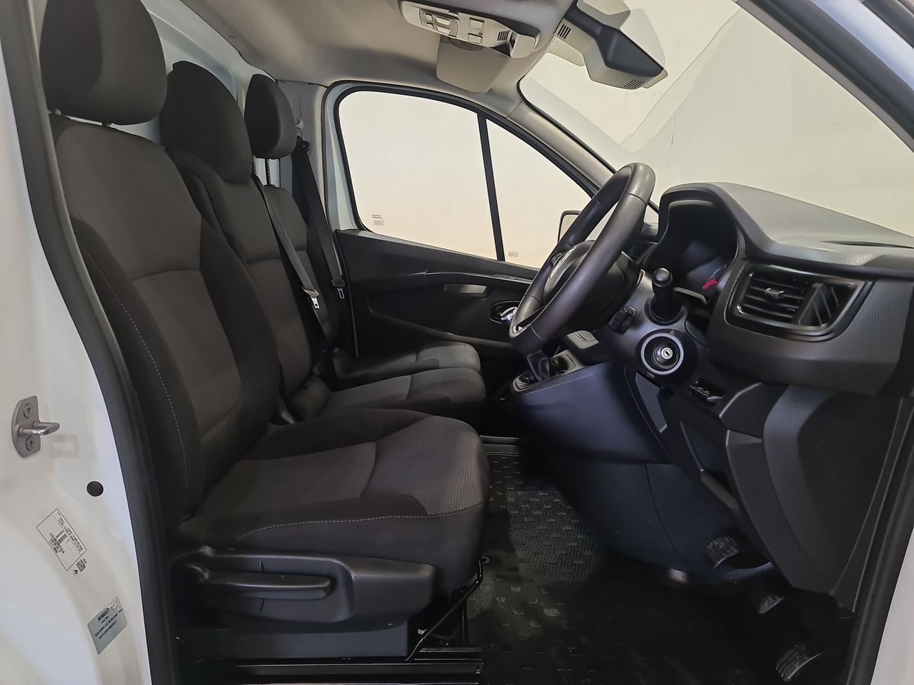 Used Renault Trafic 2023 for sale - 76544872: Photo 17