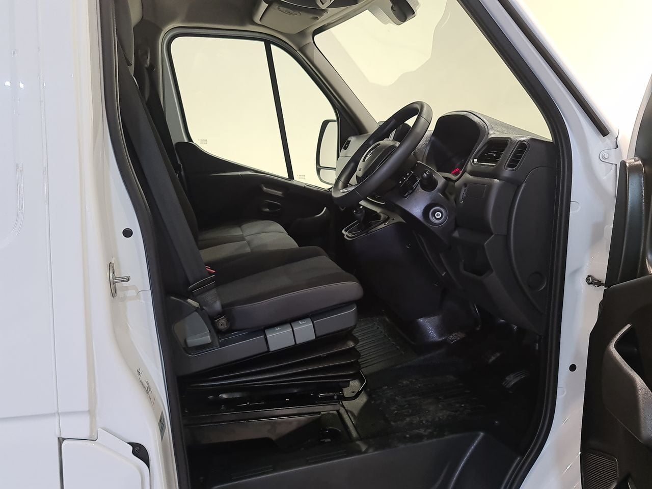 Used Renault Master 2023 for sale - 78190755: Photo 17