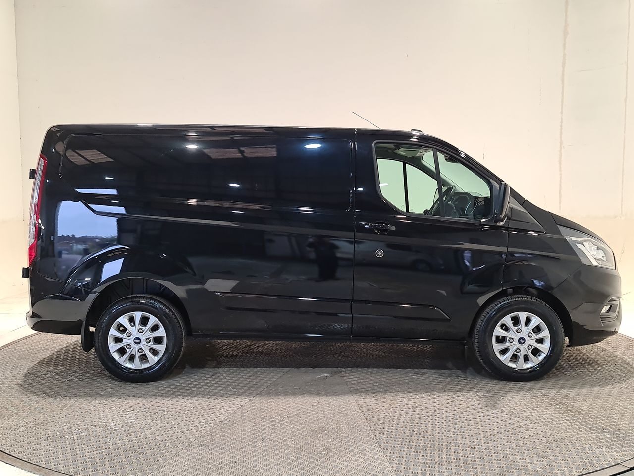 Used Ford Transit Custom 2021 for sale - 76544863: Photo 17