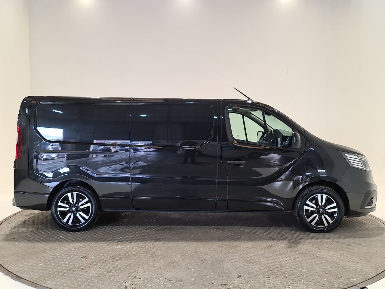 Used Renault Trafic 2023 for sale - 76653801: Photo 16
