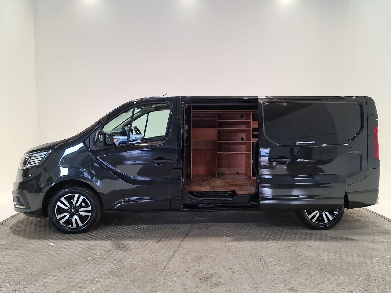 Used Renault Trafic 2023 for sale - 76653801: Photo 9