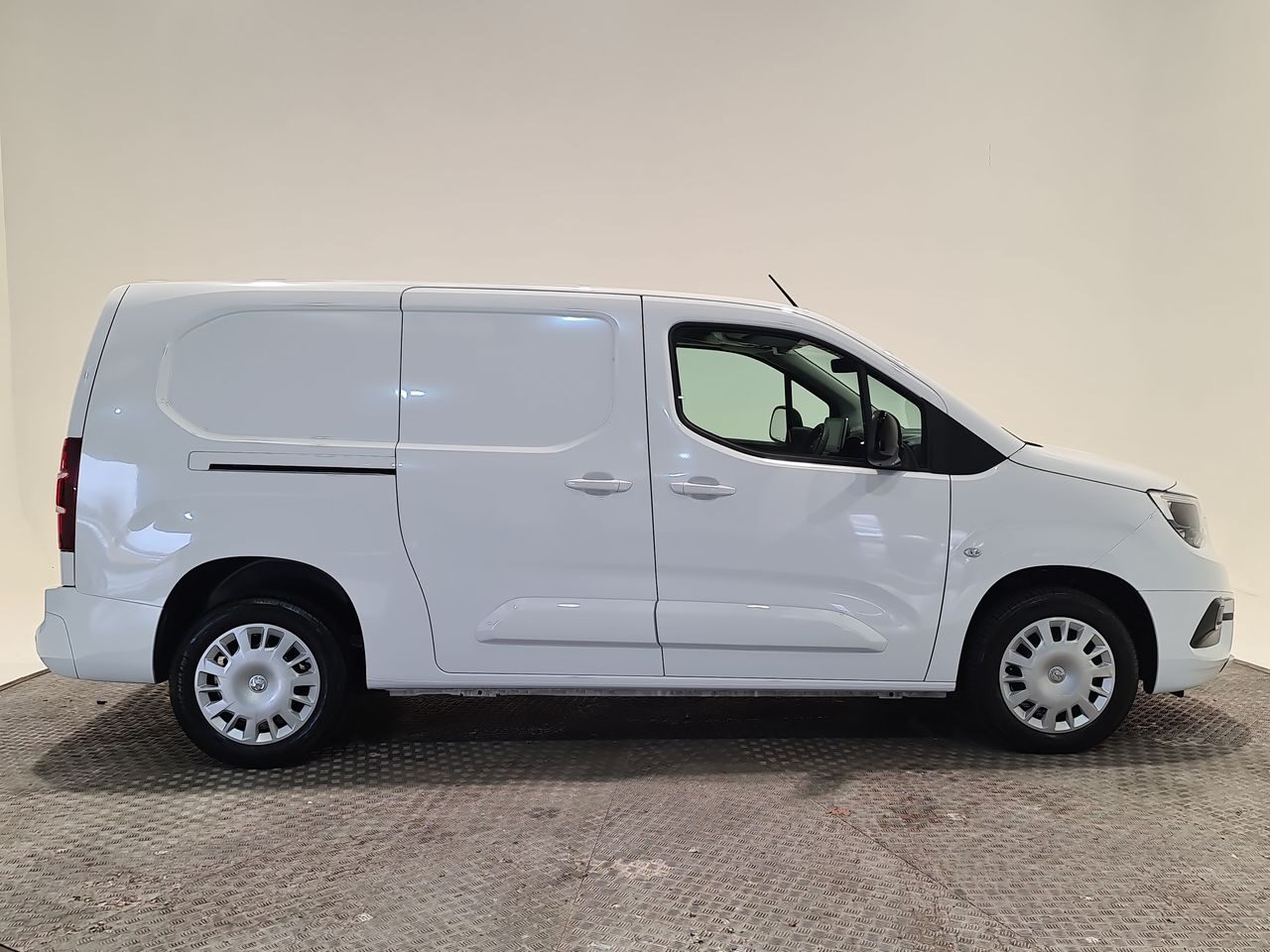 Used Vauxhall Combo 2023 for sale - 76577106: Photo 17