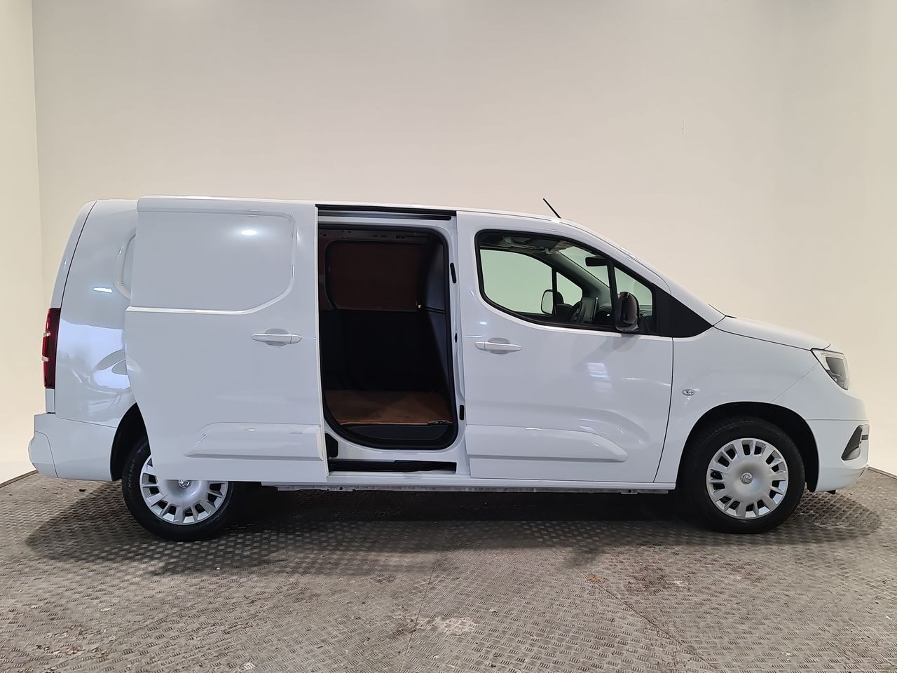 Used Vauxhall Combo 2023 for sale - 76577106: Photo 19