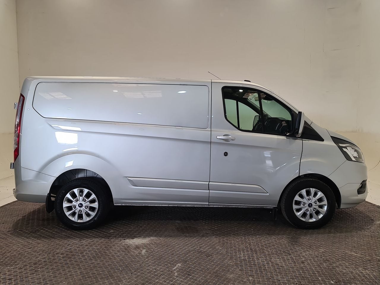 Used Ford Transit Custom 2023 for sale - 77182278: Photo 18