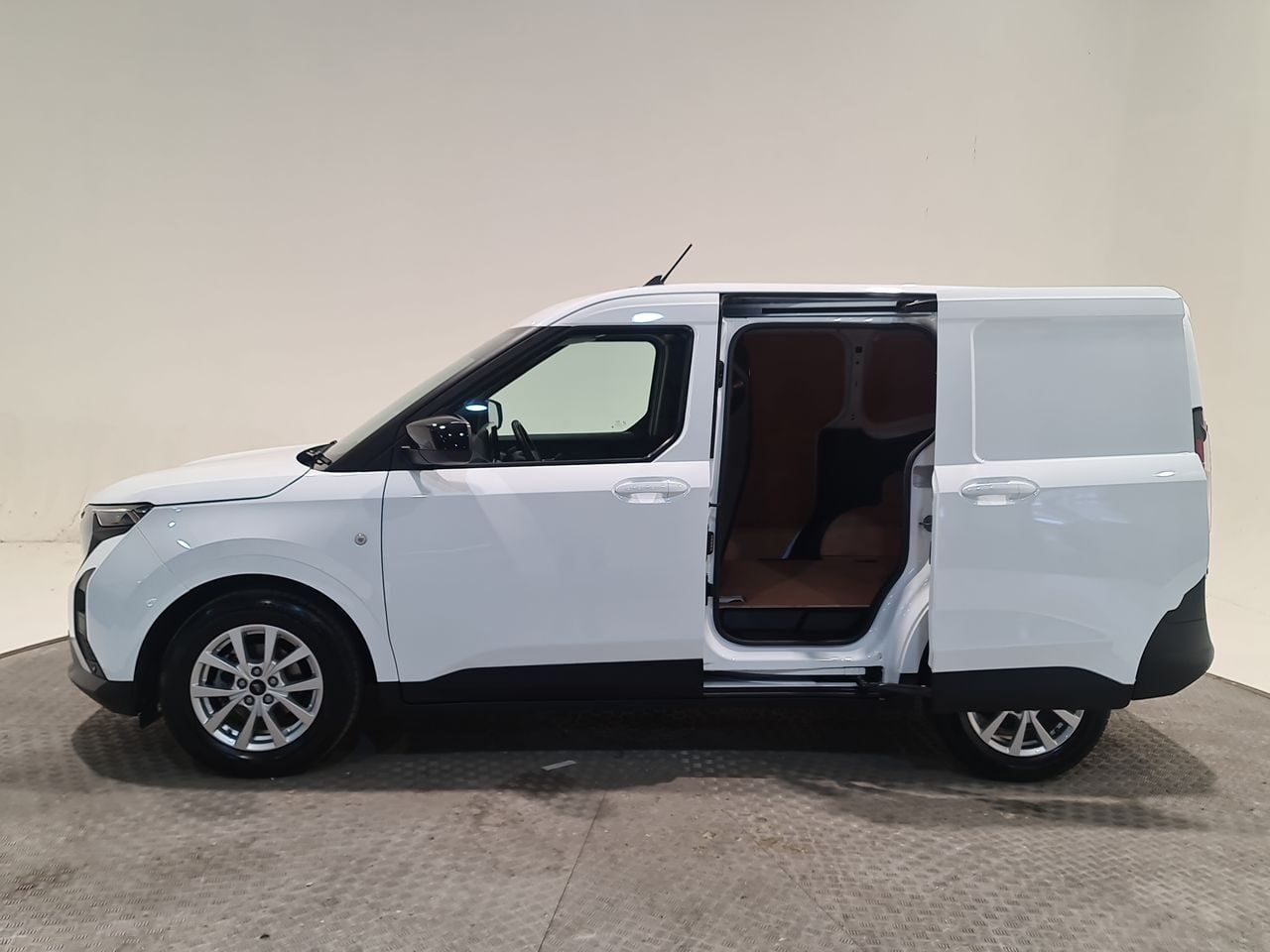 Used Ford Transit Courier 2025 for sale - 77864729: Photo 10