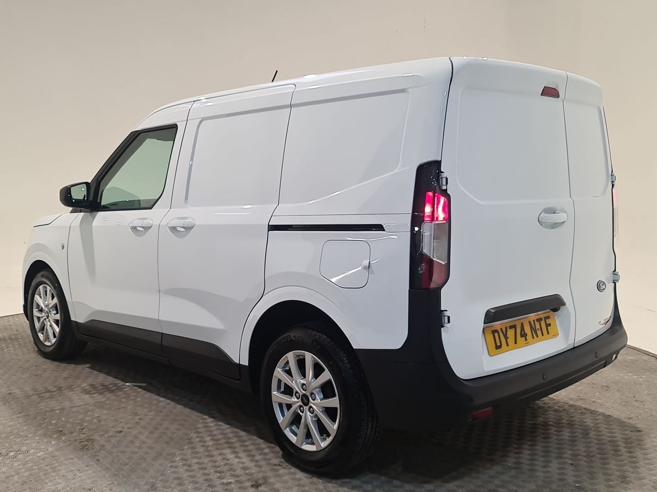 Used Ford Transit Courier 2025 for sale - 77864729: Photo 11