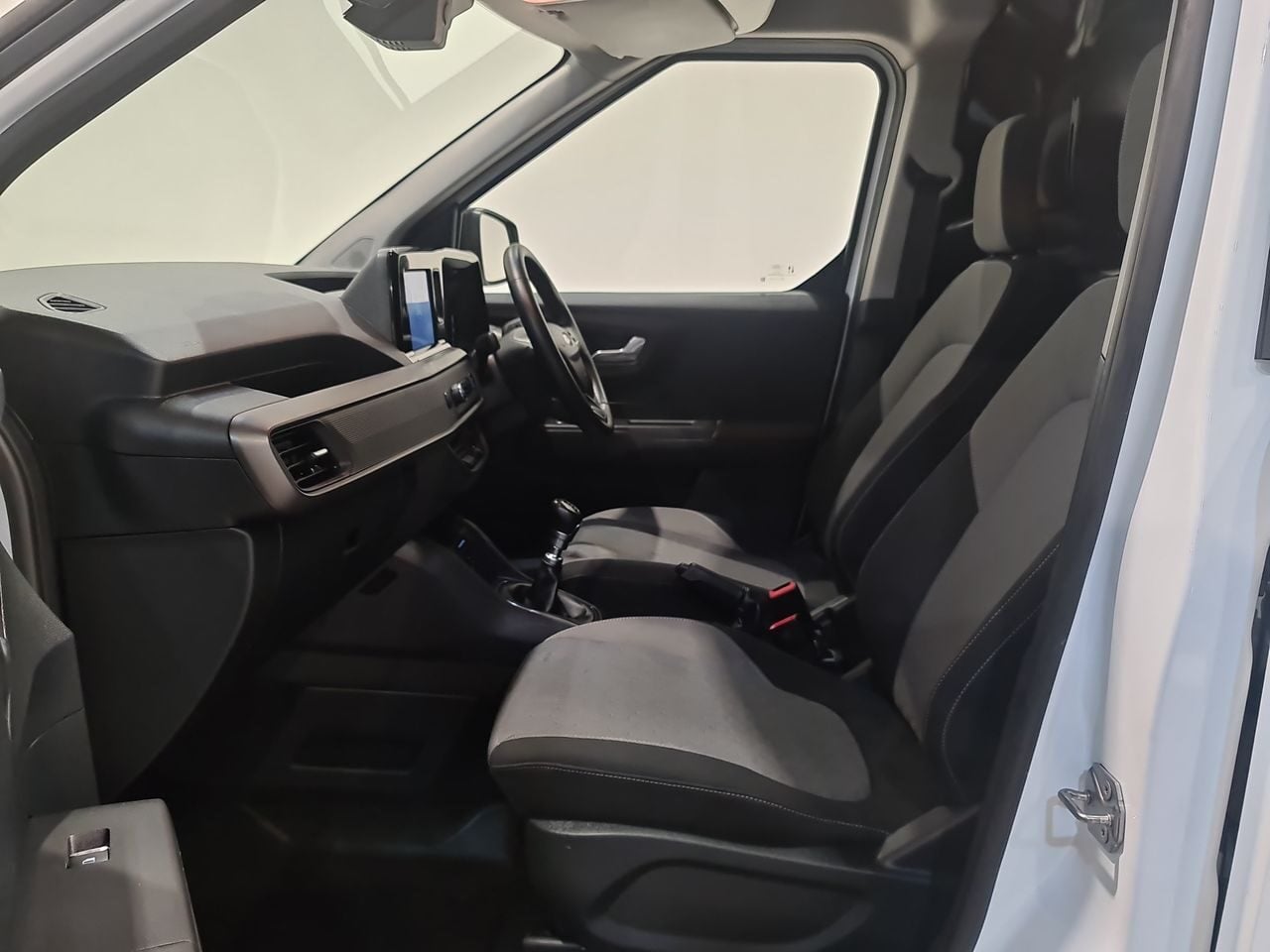 Used Ford Transit Courier 2025 for sale - 77864729: Photo 8