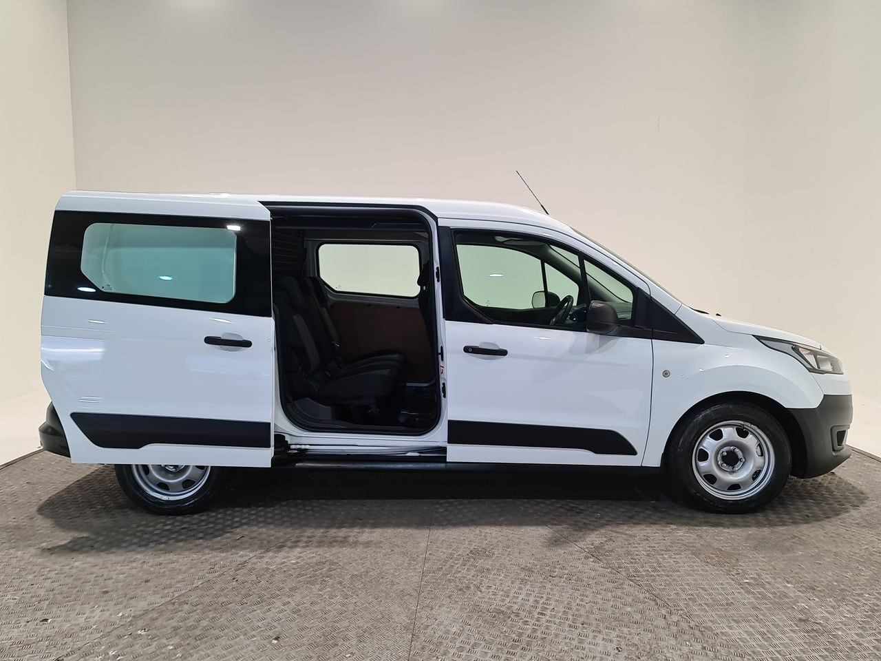 Used Ford Transit Connect 2020 for sale - 76794747: Photo 18