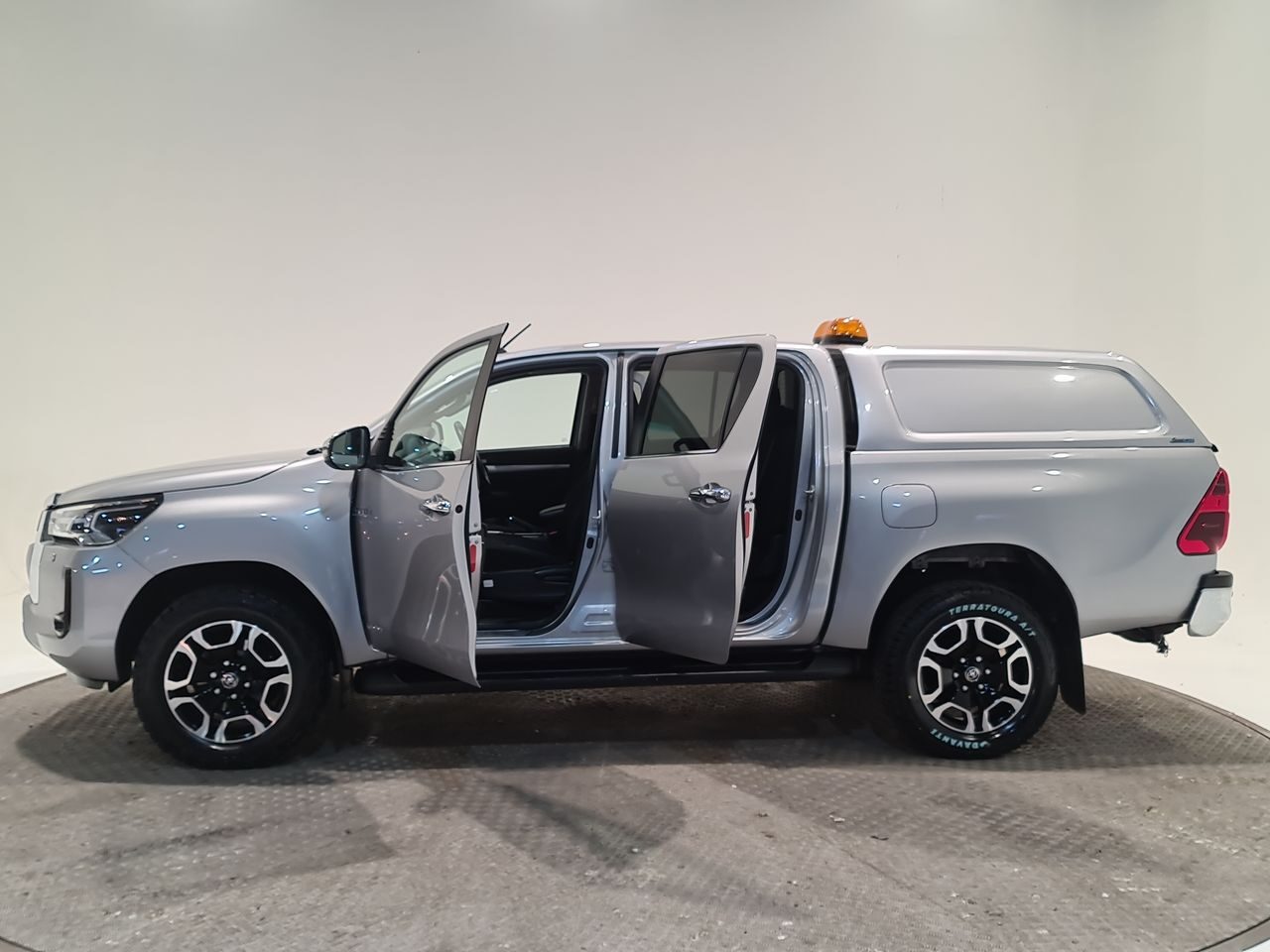 Used Toyota Hilux 2021 for sale - 77989529: Photo 10