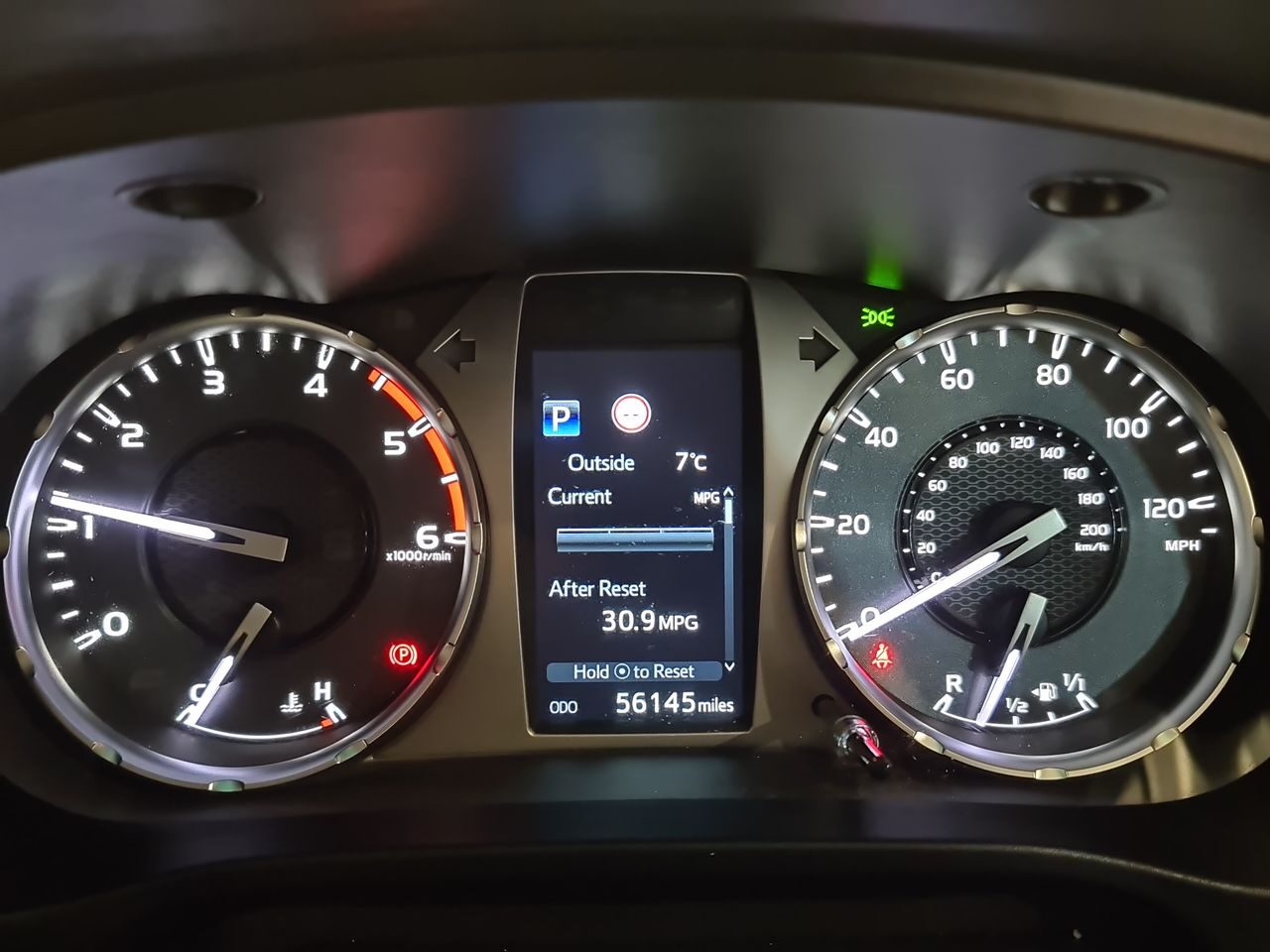 Used Toyota Hilux 2021 for sale - 77989529: Photo 28