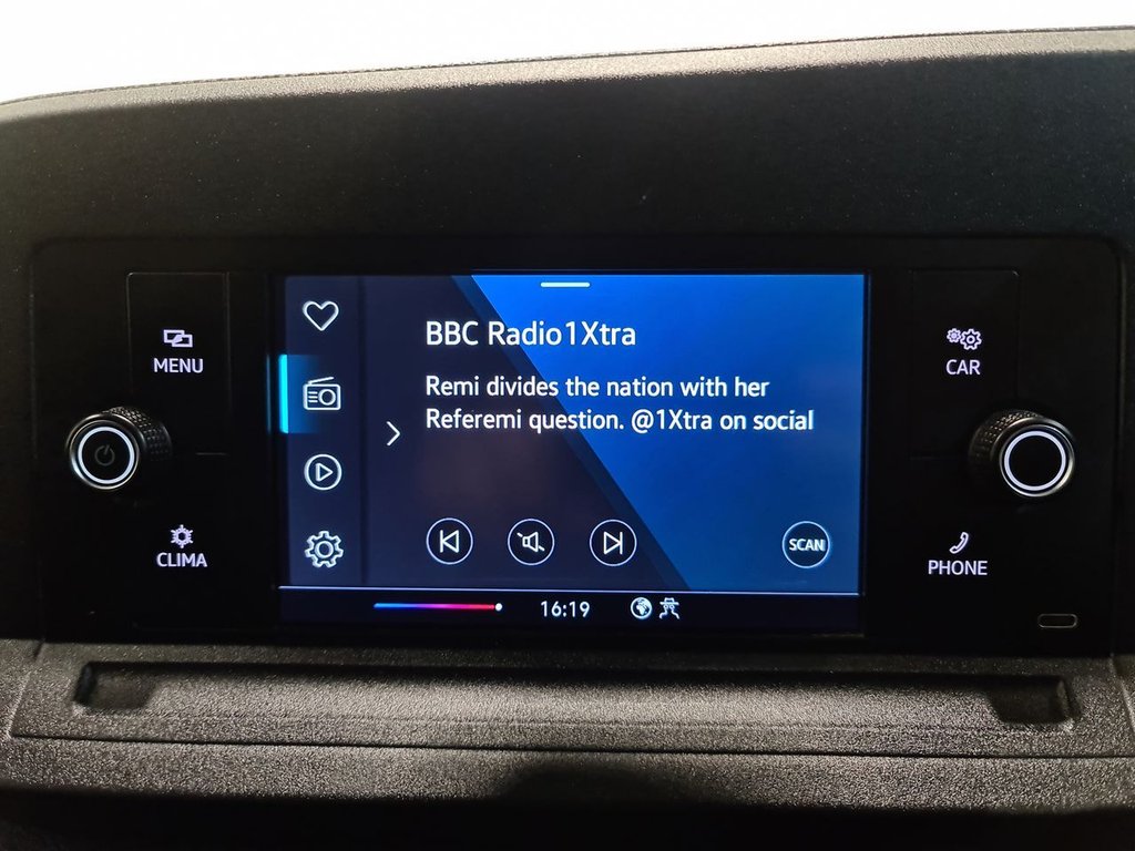 Used Volkswagen Caddy Maxi 2022 for sale - 76496117: Photo 32