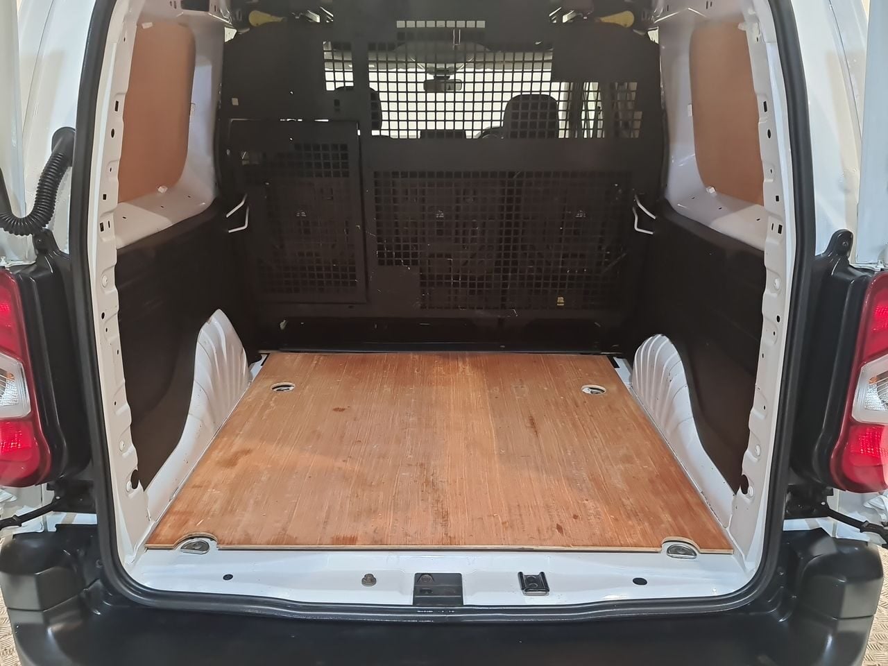 Used Peugeot Partner 2022 for sale - 76776533: Photo 12