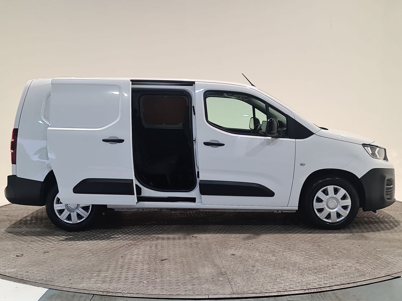 Used Peugeot Partner 2022 for sale - 76776533: Photo 18