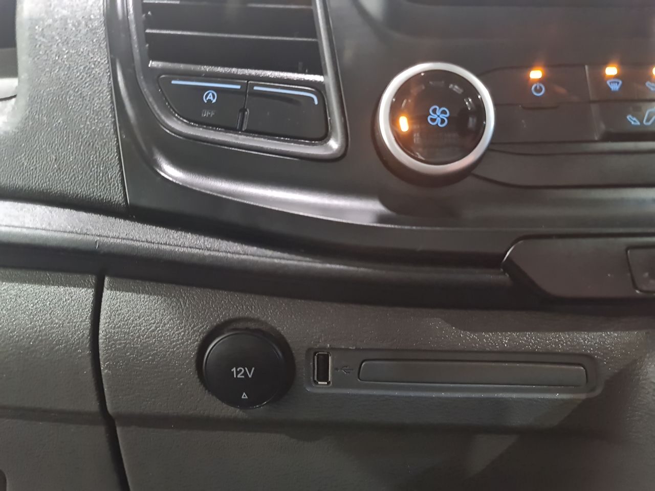 Used Ford Transit 2023 for sale - 76577131: Photo 30