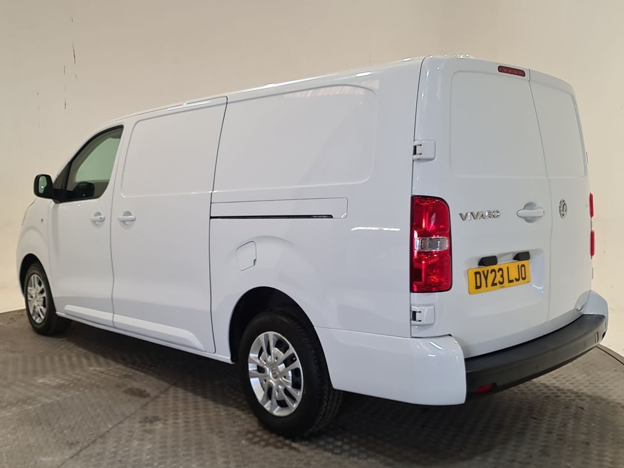 Used Vauxhall Vivaro 2023 for sale - 78218954: Photo 10