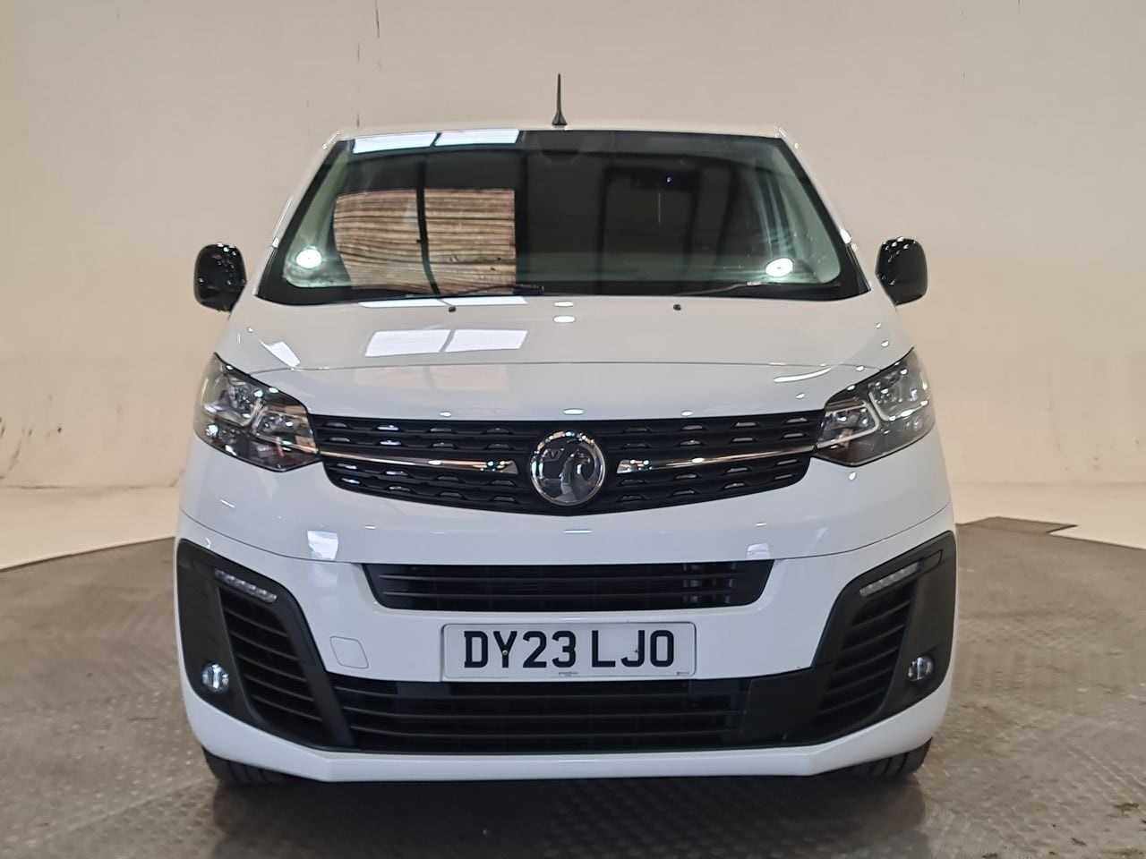 Used Vauxhall Vivaro 2023 for sale - 78218954: Photo 3