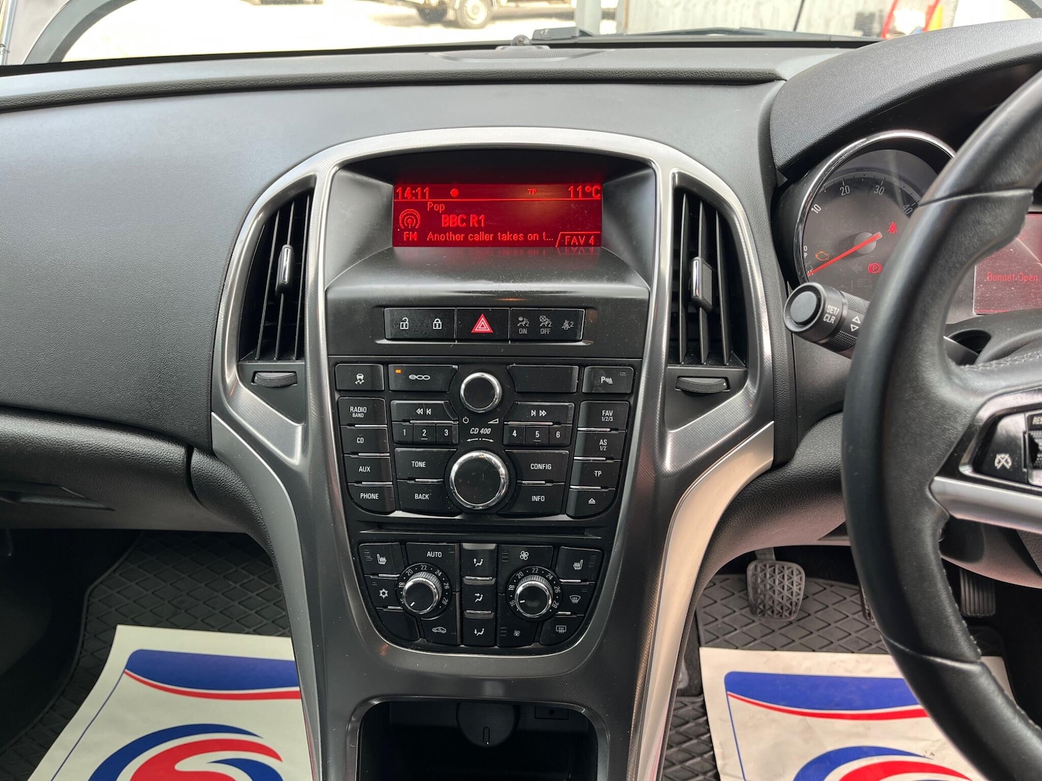 Used Vauxhall Astra 2012 for sale - 78033764: Photo 13