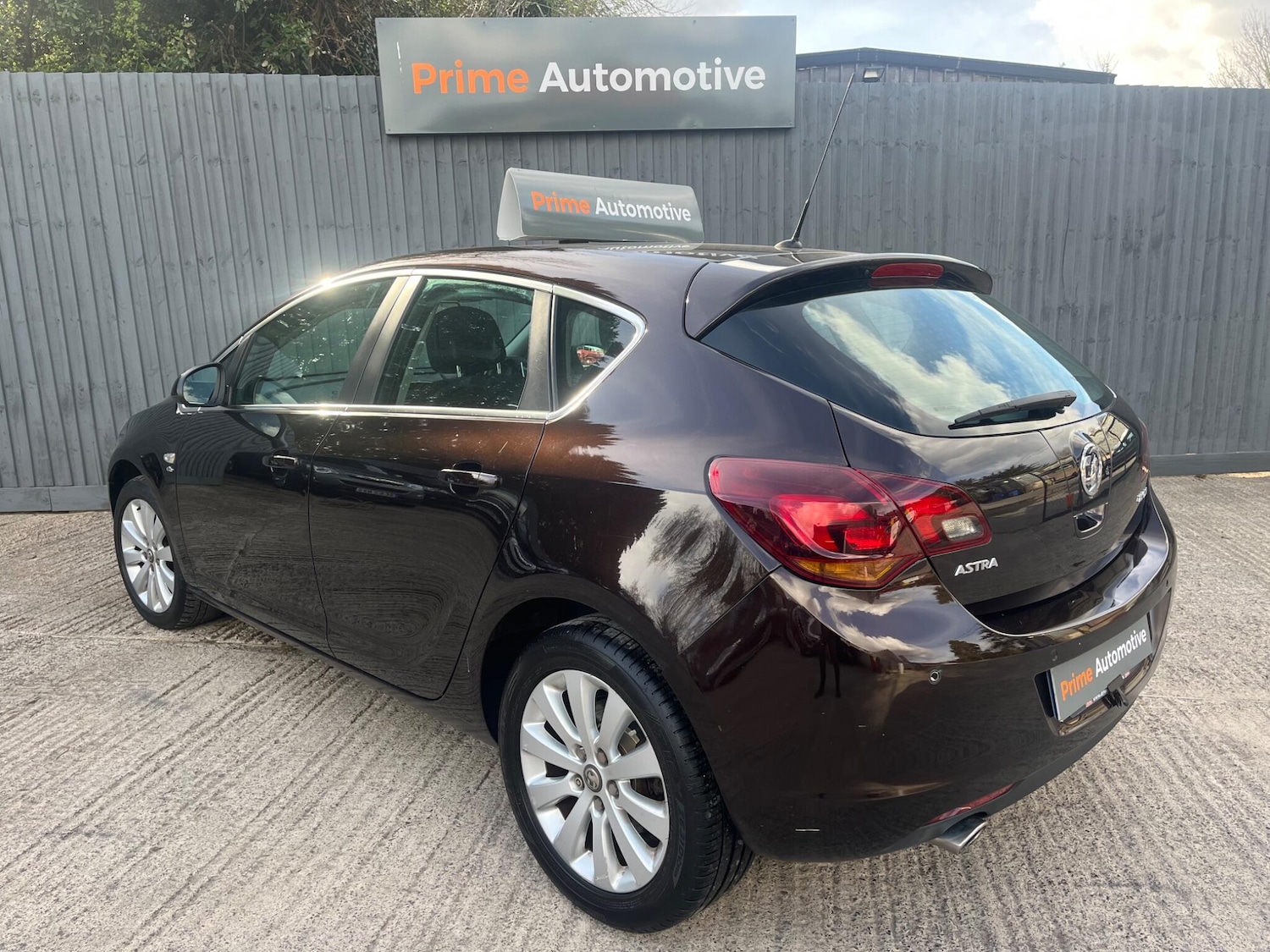 Used Vauxhall Astra 2012 for sale - 78033764: Photo 5